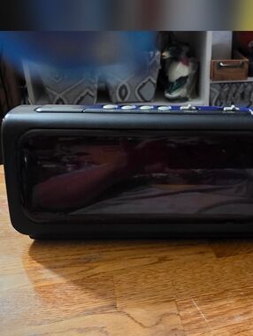 Vrt COSMO E555 Electric Alarm Clock - Retro Digital Clock, Made in China Black